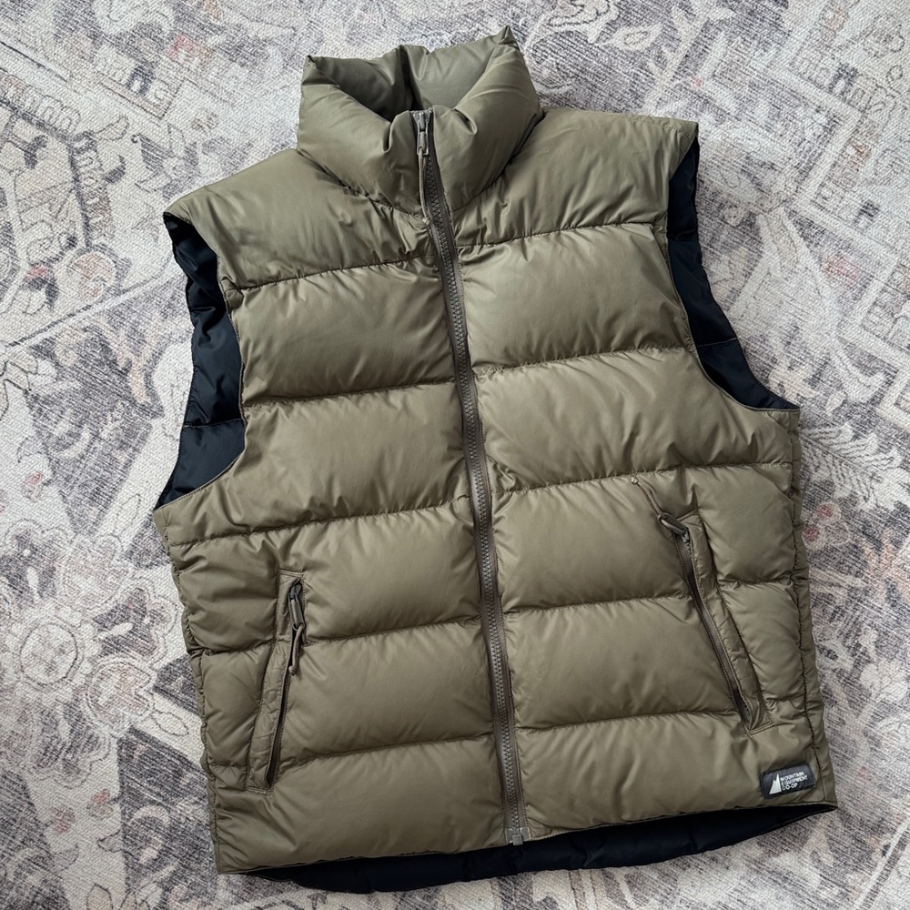 Women's Olive Quilted Puffer Vest - Sleeveless Layering Piece - Picture 5 of 5